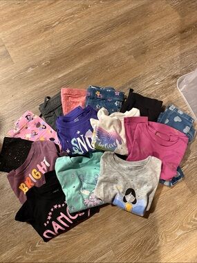 18 month Girls Graphic Tee and Pajama Bundle - Mixed Colors